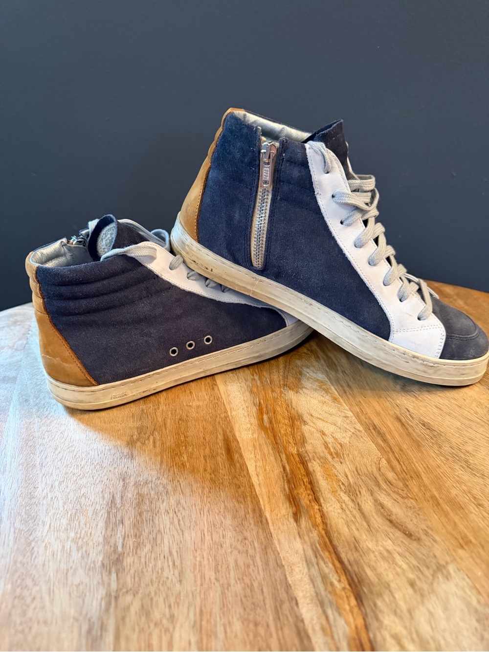 P448 Men's High-Top Suede Casual Sneakers - Navy and Tan 41